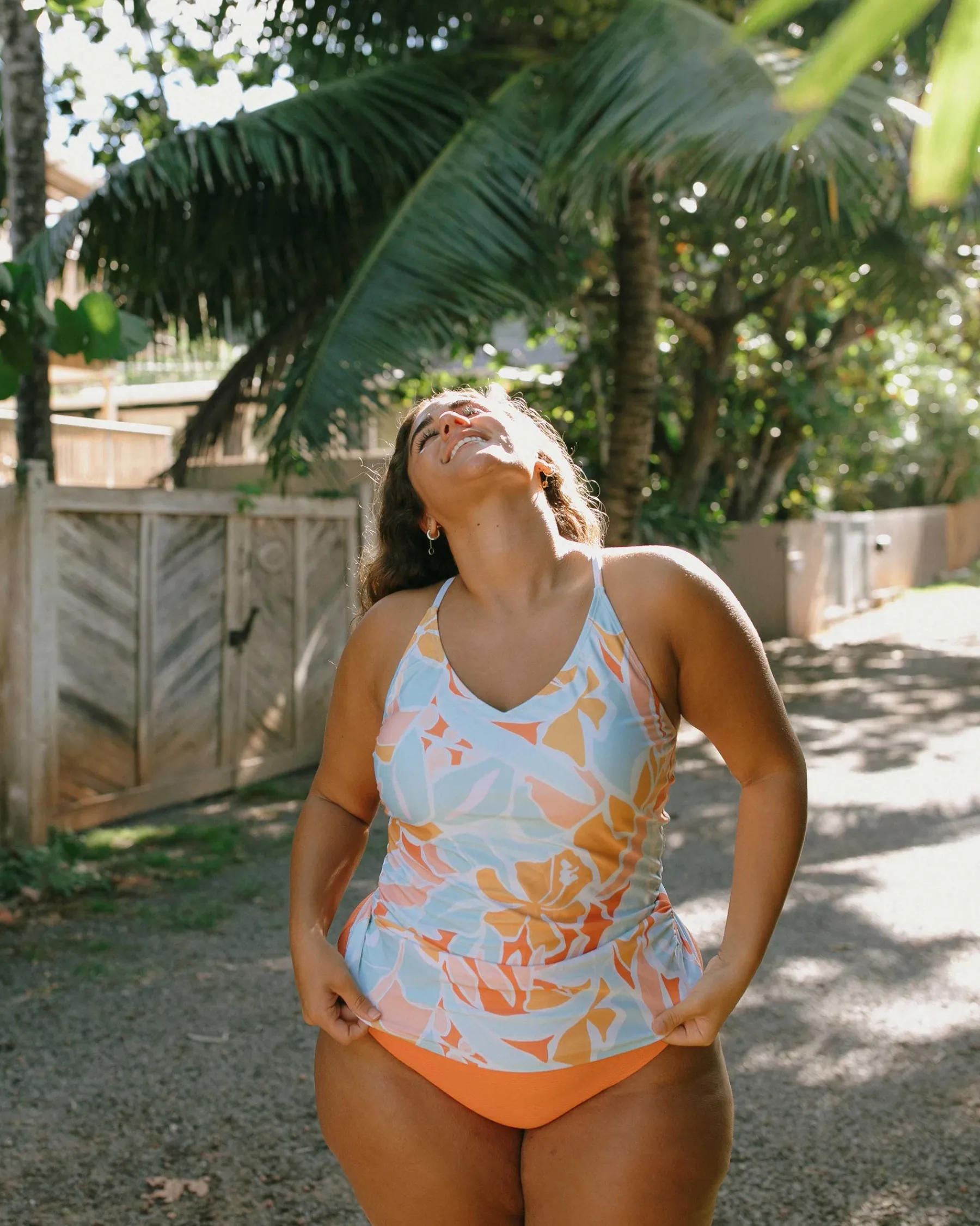 Online V-Neck Tankini Swim Tops