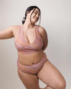 Outlet Switch V Crop Swim Tops