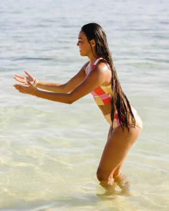 Outlet Offshore Crop Swim Tops